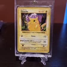 1999 Pokemon Pikachu Base Set Red Cheeks Shadowless 58/102 - Near Mint
