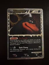Pokémon TCG Undaunted Houndoom Prime Holo Card 82/90