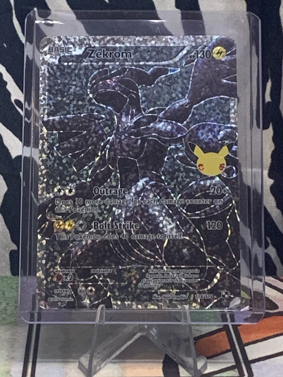 Zekrom 114/114 Celebrations: Classic Collection Pokemon Holo (HP-DMG)