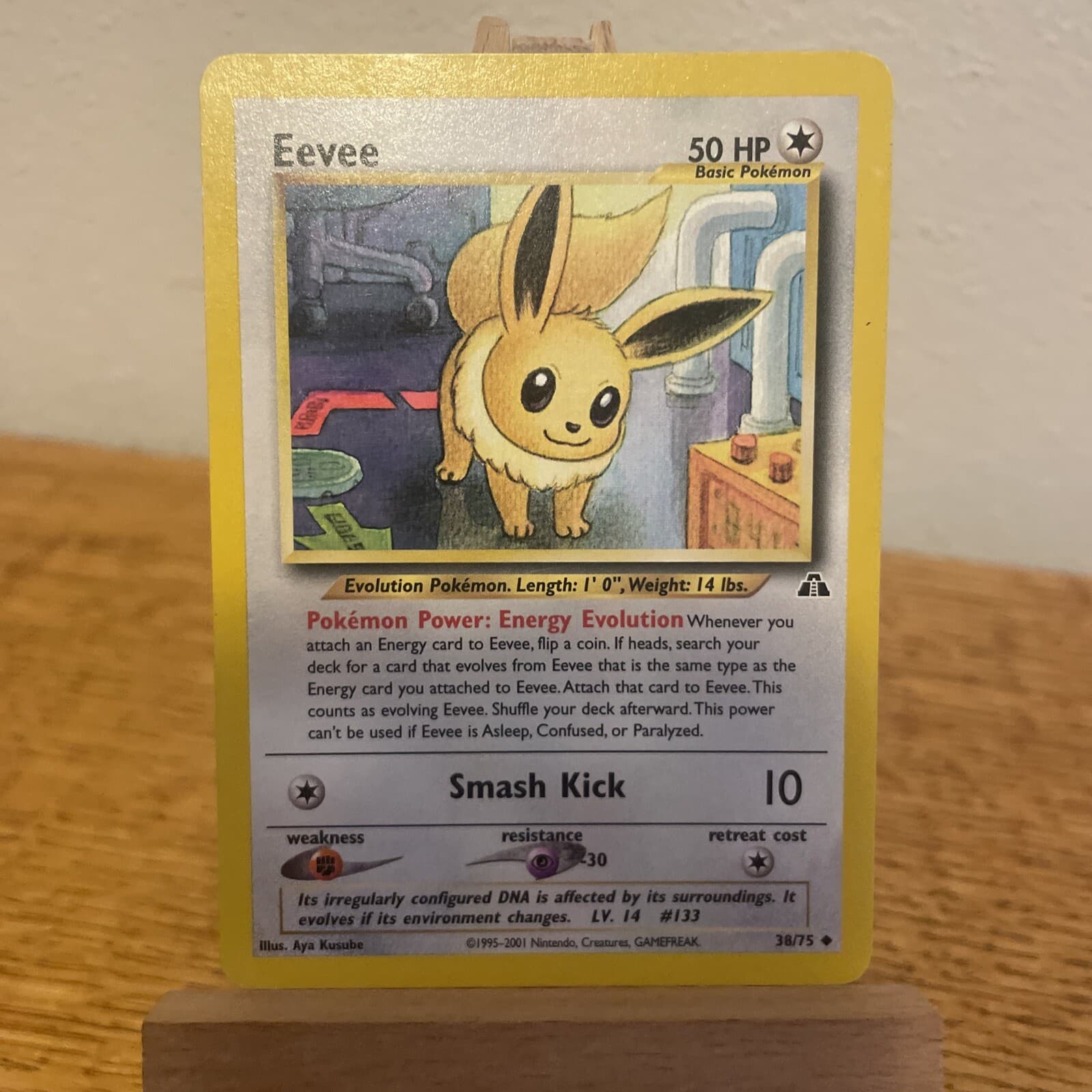 2000 Neo Discovery Pokemon Nintendo Eevee 38/75 Played