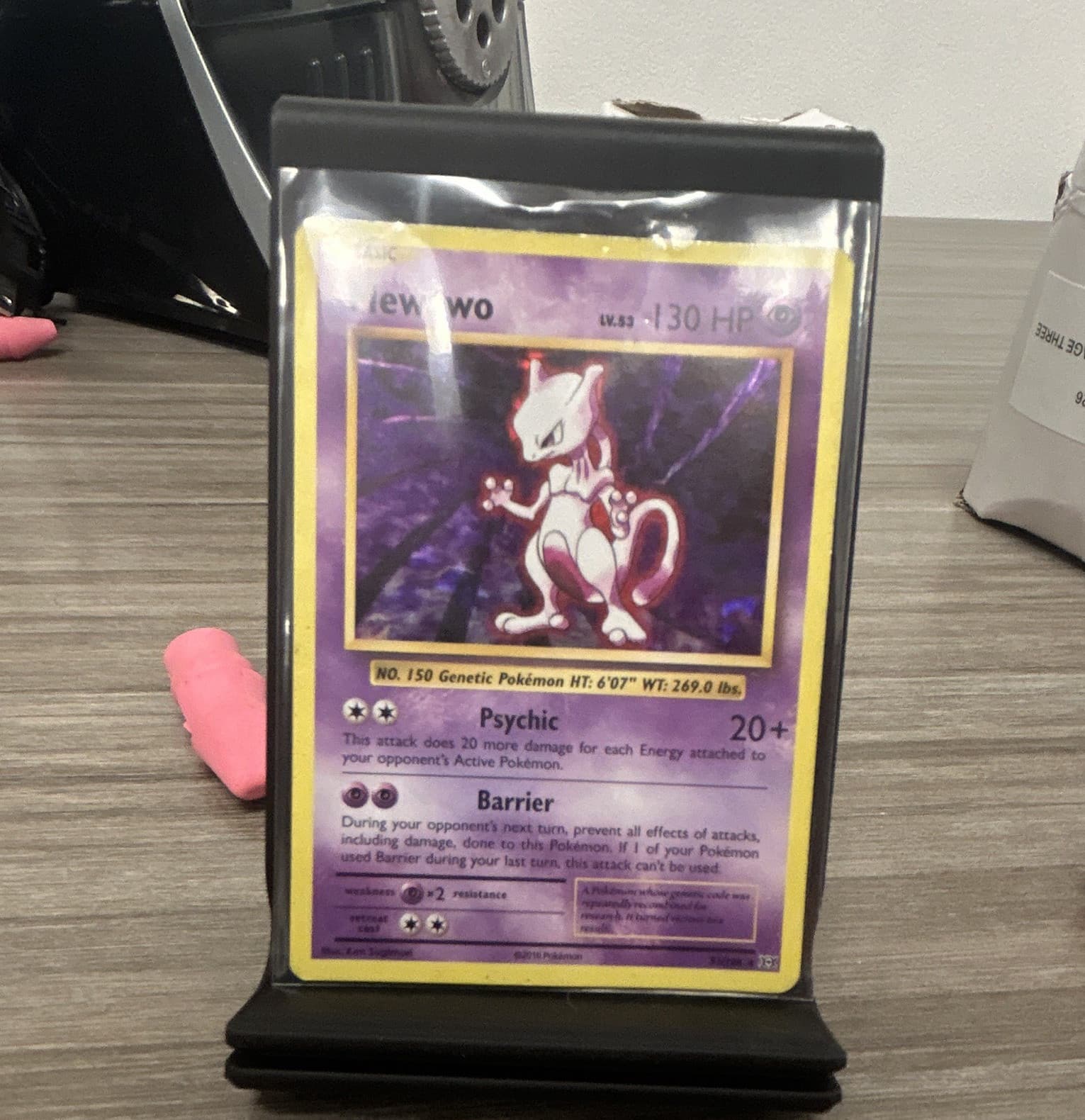 Nintendo Mewtwo Base Set 1999 English Psychic Basic 130 HP Pokemon TCG Card