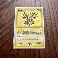 Pokémon Zapdos Holofoil 150/147 Supreme Victors 2009 LP