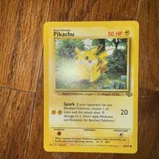 Pikachu (Red Cheeks) 058/102 Base Set (Shadowless) Regular