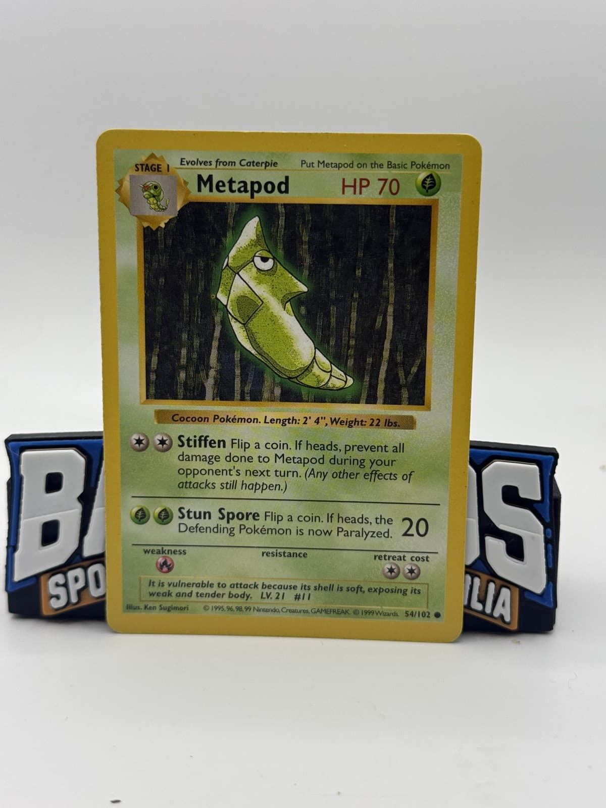 Metapod 054/102 Base Set (Shadowless) Regular