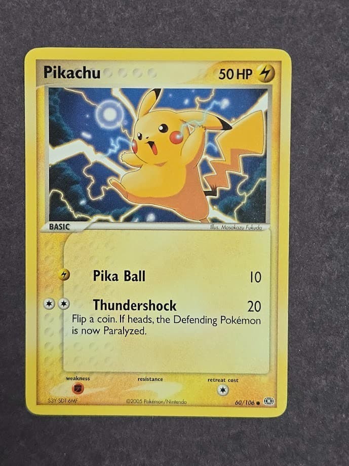 Pikachu 60/106 EX Emerald Regular