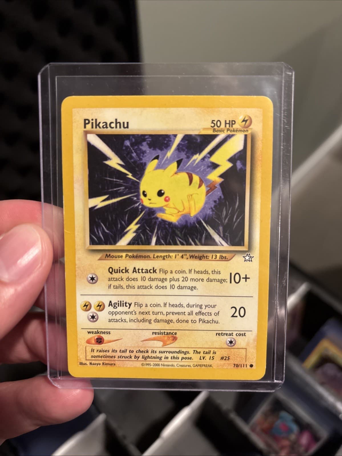 Pikachu 70/111 Neo Genesis Regular