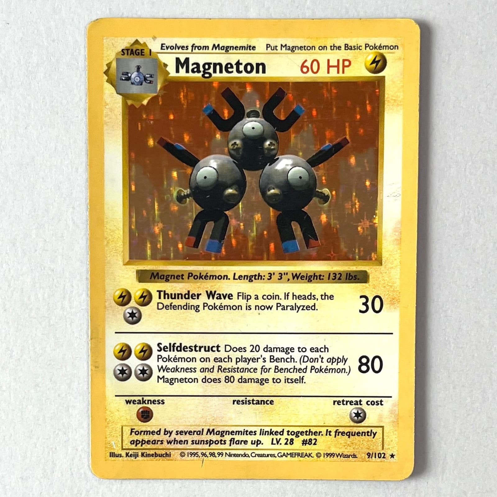 Magneton 9/102 Rare Holo Shadowless Pokemon TCG Vintage WOTC Base Set 1999 MP