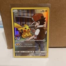Pikachu 241/236 SM-Cosmic Eclipse Secret Rare Full Art Holo English 2019