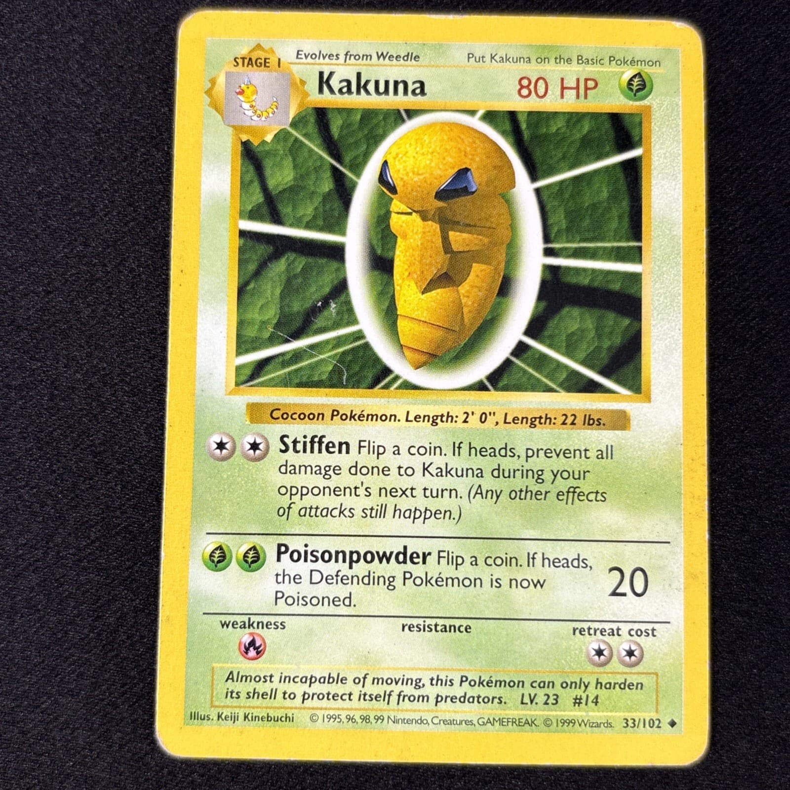 Kakuna 33/102 Base Set Shadowless Uncommon 80 HP English WotC Pokémon TCG