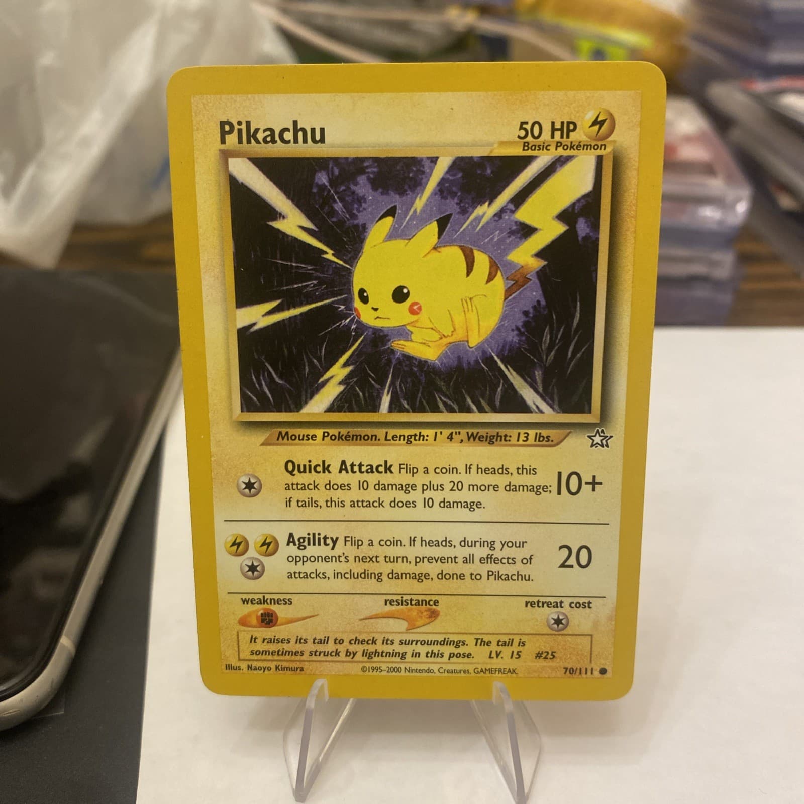 Pikachu 70/111 Neo Genesis Regular