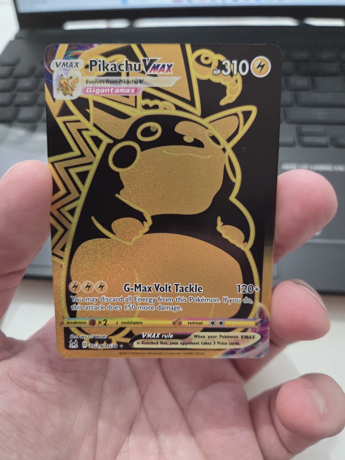 Pikachu VMAX (Secret) TG29/TG30 SWSH11: Lost Origin Trainer Gallery Gold Holo NM