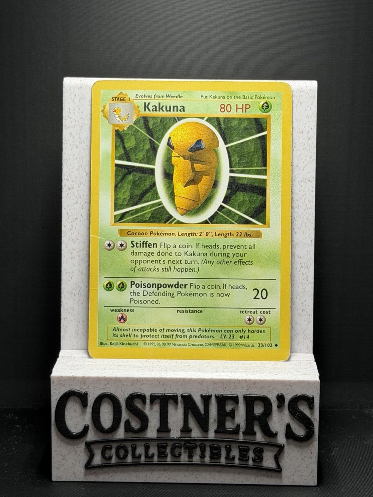 Kakuna 033/102 Common Pokemon Base Set (Shadowless) Regular