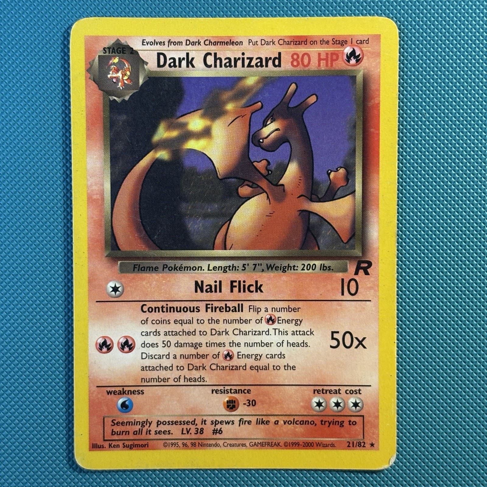 Pokémon Vintage Non-Holo Rare Dark Charizard 21/82 Team Rocket WotC 2000
