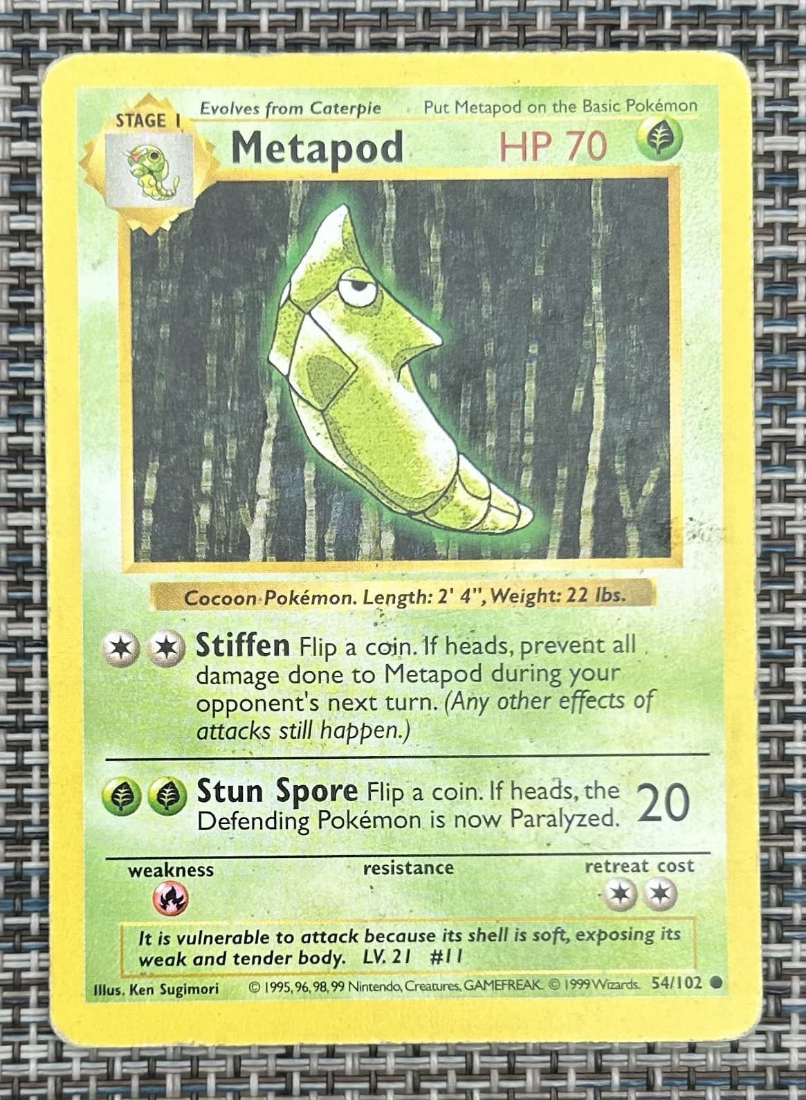 Pokemon Card - Metapod Base Set (Shadowless) 54/102
